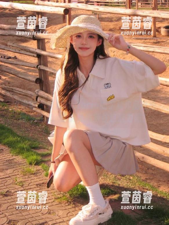 尤蜜荟 - 果儿Victoria的学妹作品在原图中绽放：你能抵挡得住这魅力吗？