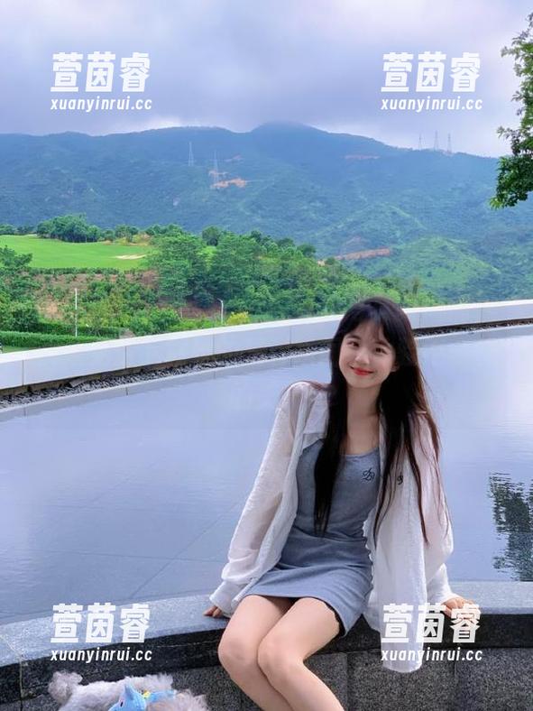 尤蜜荟-樱小白baby 尤蜜荟 - 樱小白baby自拍写真新风潮,快来免费下载她的精彩瞬间,体验不一样的美!
