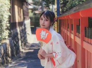 最新清纯写真合集，念雪ww将自然气息与纯真美感完美融合！