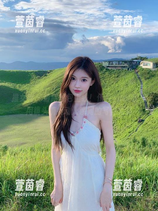 推女神 - 最新图包上线！伍月yuer御姐用镜头捕捉动人瞬间的写真大赏