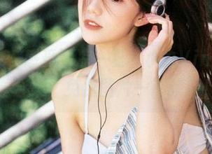 推女神 – 感受清凉一夏，小九Vin泳池写真合集，免费图片一键获取！