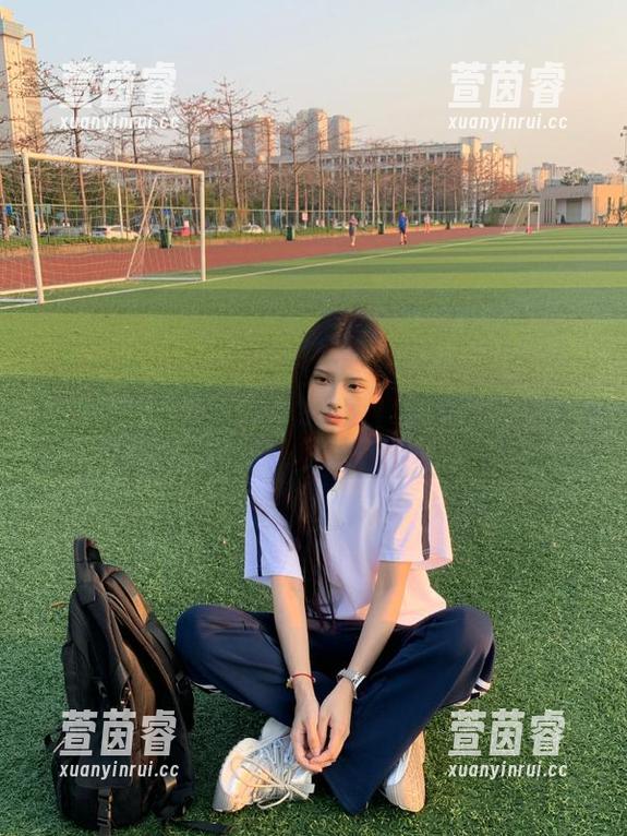 推女神 - 颜美汐的清纯写真，原图图集带你走进美丽的图片世界