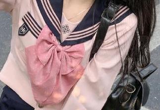 微密圈 – 为什么文茜cool的免费自拍写真能引发网友热议？