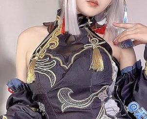 “甘雨OL”写真魅力无限：无影喵喵原图与多样图集一网打尽