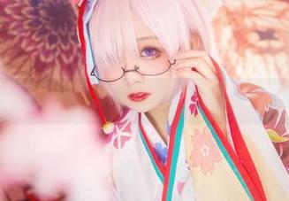 细腻捕捉：日奈娇的少女无圣光美图唤醒内心的柔软