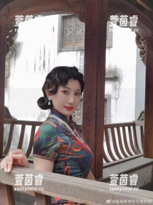 欣赏星澜是澜澜叫澜妹呀精致写真《纲手》，高清图片沉浸在艺术的海洋中
