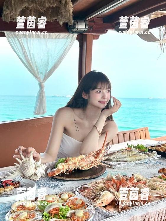 星颜社 - 可爱魅力无限：潘思沁的无圣光水手服写真分享