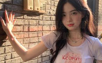 月下摄影 – 网红博主秀秀的透明瞬间：精选套图记录她的美丽时刻
