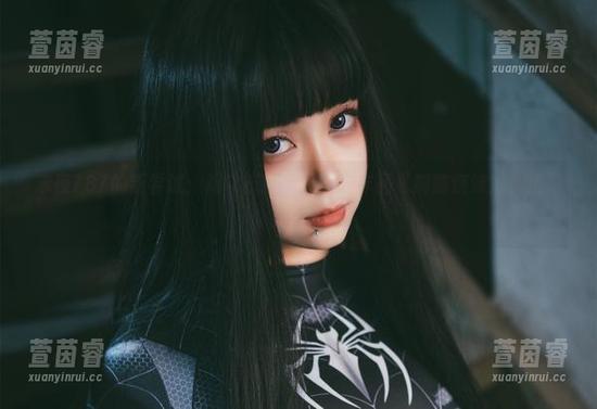 末夜787的新尝试：难以抗拒的无圣光作品《蜘蛛侠妹妹》摄影盛宴！