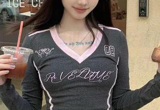 果团网 – 跟随莫雅淇，发现女孩们灵动的瞬间，图片分享带你进入奇幻世界！