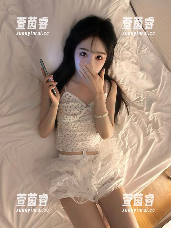 果团网 - 探索陈雅漫黑白写真，带来不一样的福利视觉盛宴！