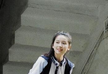 果团网 – 探索龚玥菲的透明写真，原图让你领略她的独特风采！