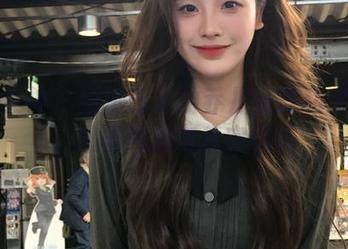 梦丝女神 – 细腻动人的乔儿浴缸私房图包，感受纯粹与真实的美