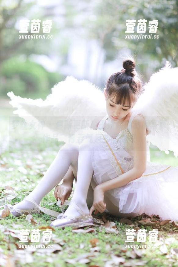 梦丝女神 - 最新更新！王娇娇的制服写真作品，青春气息扑面而来