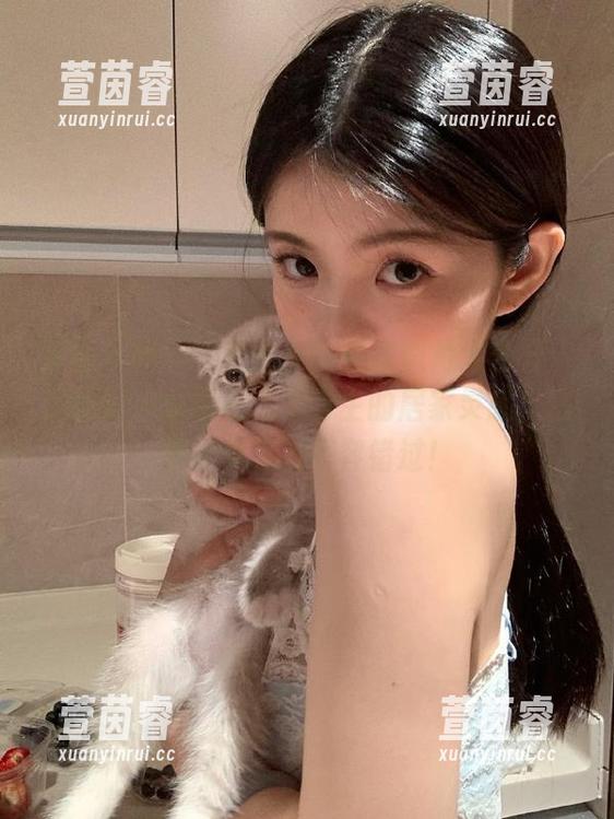梦丝女神 - “莹仙女”居家照片大公开：让我们一起感受这位博主的居家灵感，精选合集绝对不容错过！