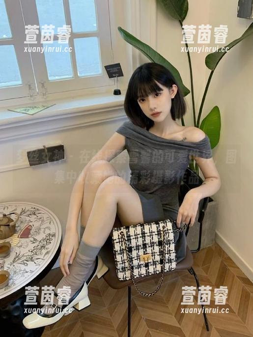 梦丝女神 - 在线探索雪馨的可爱世界，图集中收藏她的精彩摄影作品
