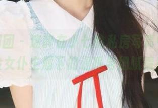 森萝财团 – 迷醉在小七的私房写真中，体验女仆主题下的温暖与细腻情感
