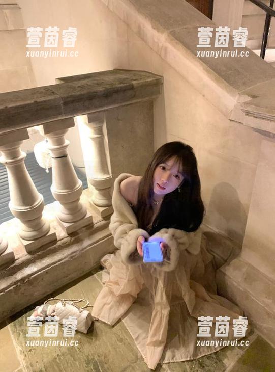 森萝财团 不容错过的福利!森萝财团高中女生K白丝外拍写真展现甜美瞬间!