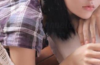 模范学院 – 细读Manuela玛鲁娜女王的写真作品，原图和图集带你领略她的风采