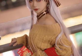 透过浴缸探秘樱落Selena：不容错过的唯美写真图包合集
