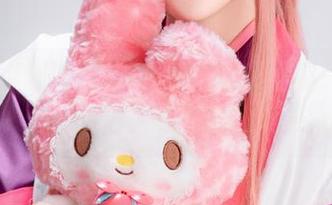 全新视角解析：海克斯科技小蛋糕的毒蛇bunny原图及限定图包发布