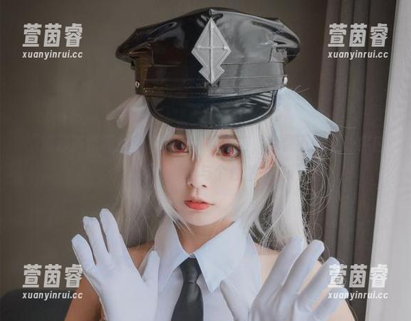 “清颜真德秀黑色”图册强势来袭，免费下载，让你感受她的时尚与个性魅力！