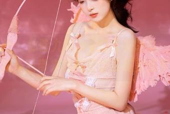 爱蜜社 – 体验九尾Ivy的艺术魅力：无圣光礼服作品带来的视觉盛宴与美感享受！