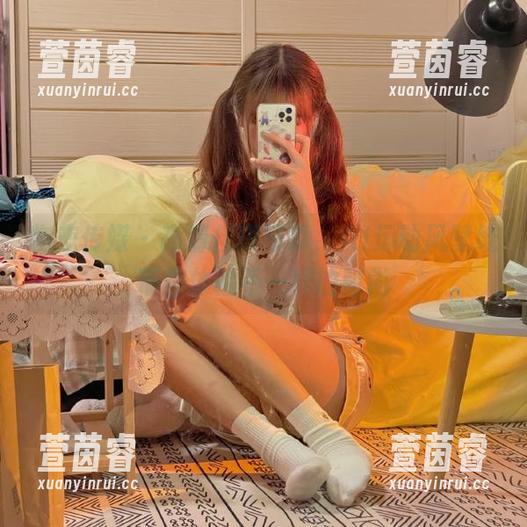 物恋传媒 - 高清佳琪写真，AJ运动风壁纸带你体验不一样的时尚