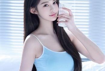 微密圈 – 别错过！猪饲料最新体操服写真原图，分享她的甜美瞬间！