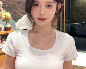 甜予摄影 – 在线欣赏璇璇薄肉丝，超清原图让你感受用心的艺术创作