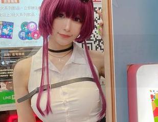 网盘独家分享：白神泱与拉芙塔莉雅的写真炫彩之旅，不容错过
