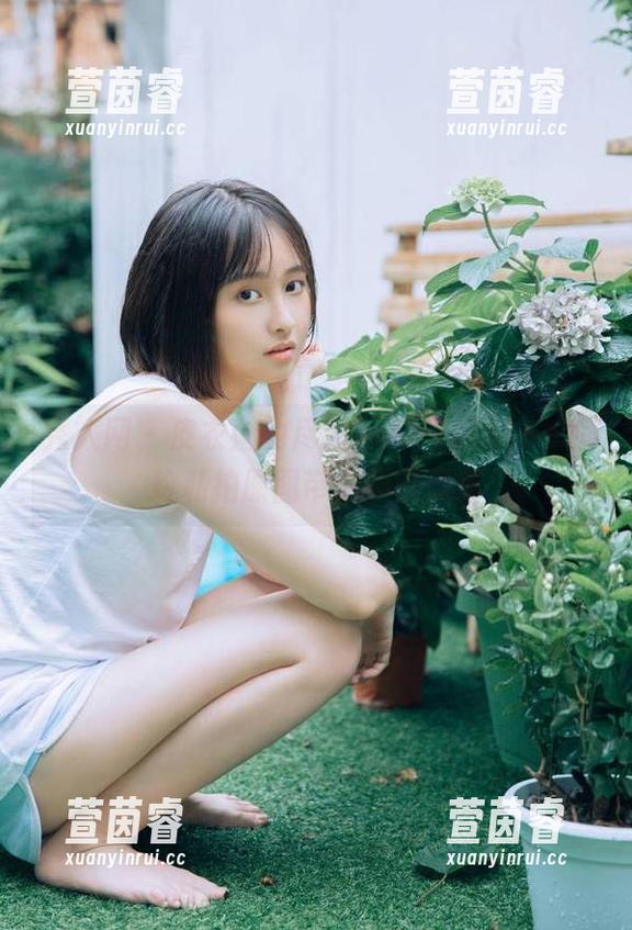 秀人网-AngelaLee李玲 秀人网 - 皮衣魅力尽显,AngelaLee李玲私拍原图带你领略风情