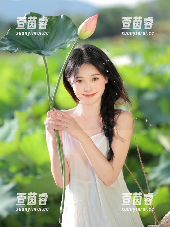 秀人网 - 花嫁梦幻时刻，Cherry绯月樱的独家写真套图大揭秘
