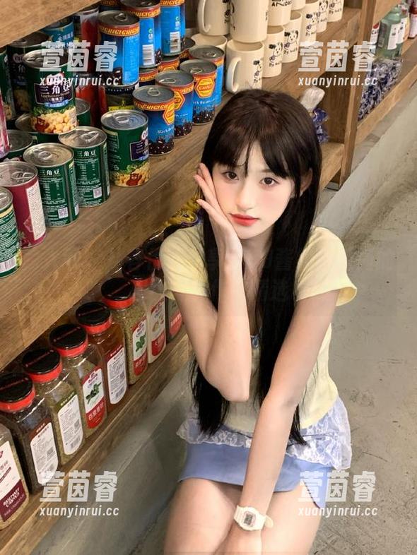 秀人网 - 从容优雅：享受UU酱纯白系列的顶级写真作品精选