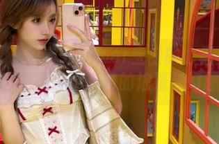 秀人网 – 精选summer宝宝的比基尼套图，完美诠释夏日的浪漫与幻想