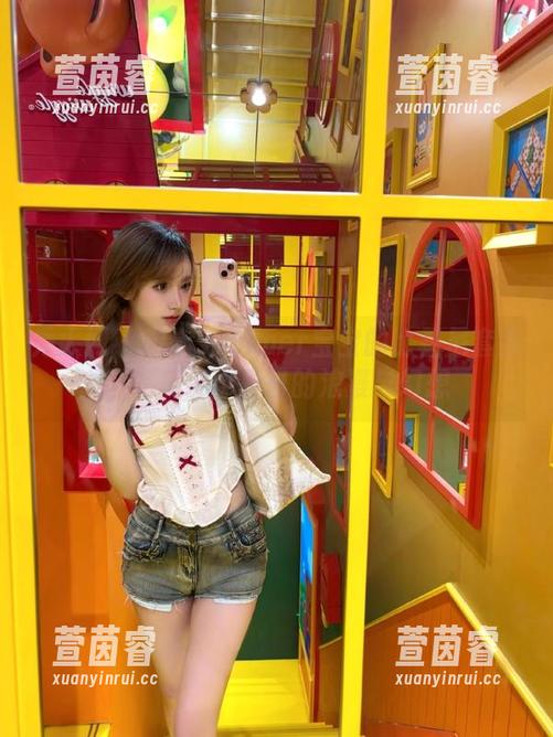 秀人网-summer宝宝 秀人网 - 精选summer宝宝的比基尼套图,完美诠释夏日的浪漫与幻想