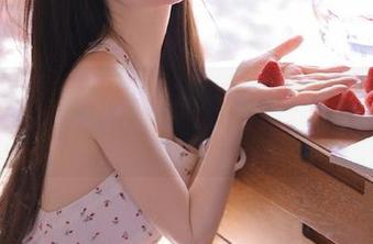 秀人网 – 呆呆的瑞bb的新力作，探索学妹写真套图的无限可能性
