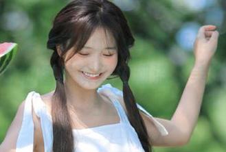 秀人网 – 夏诗诗Sally私拍新作发布，裤里丝风格的图片演绎出潮流与美感的完美结合！