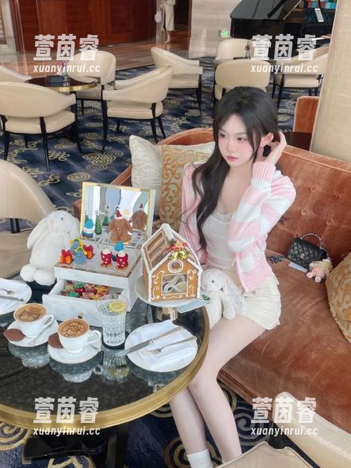 秀人网-媃柔rourou 秀人网 - 解锁媃柔rourou黑色写真,免费下载精美图册,一起欣赏吧!