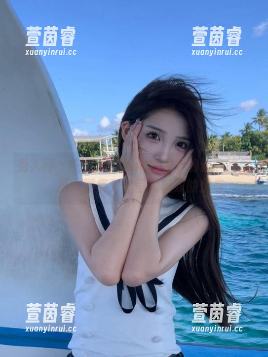 秀人网 - 安然maleah白裙下的诗意瞬间，原图图集为你呈现极致的优雅