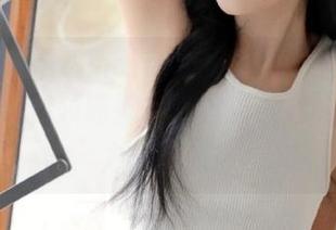 秀人网 – 安然maleah校园写真全套图片更新，带你领略她在校园中绽放的无限魅力与风采！