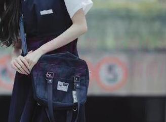 秀人网 – 分享温馨时刻，下载小海臀Rena双人套图，享受美好瞬间！