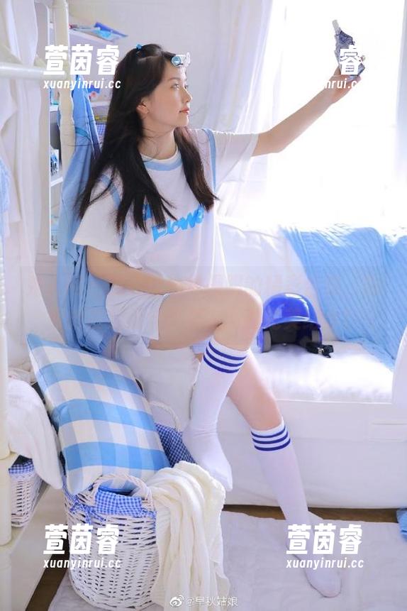 秀人网 - 观看幼幼体操服的精彩合集，探索她在运动与艺术之间的完美结合！