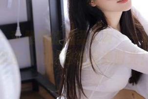 秀人网 – 李雅柔的温柔写真：一组图片带你进入她的独特浪漫时光！