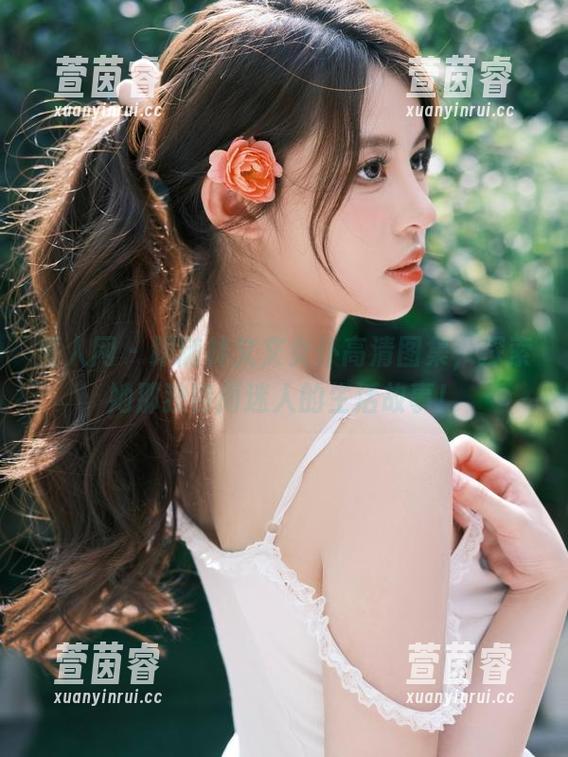 秀人网-林文文 秀人网 - 跟随林文文女仆高清图集,探索她那独特而迷人的生活故事!