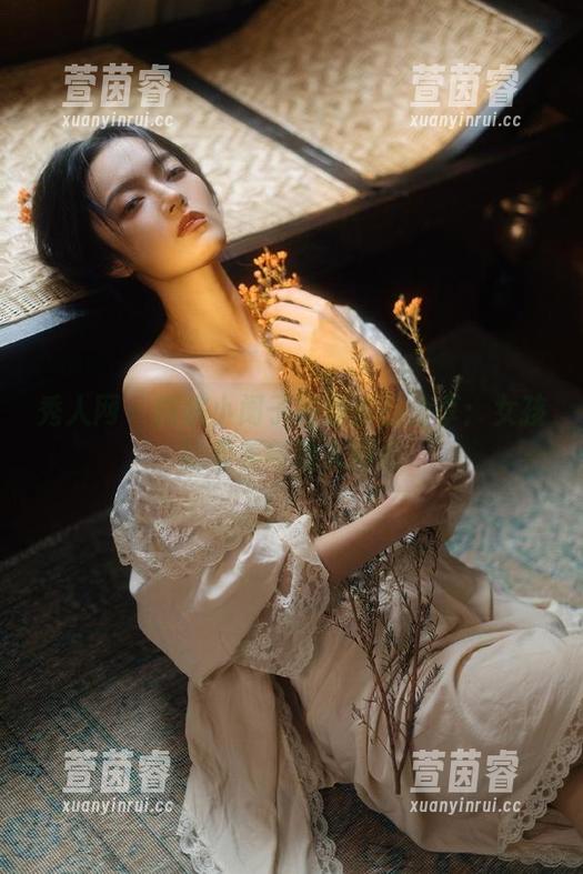 秀人网 - 樱桃小阑子高清作品分享：女孩的柔美与动人瞬间