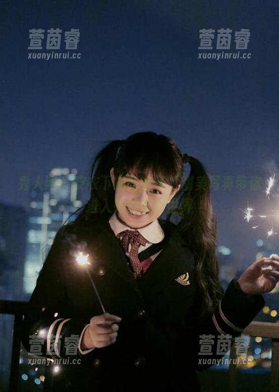 秀人网 - 皮衣下的萌奈子，甜美写真带你进入她的奇妙世界