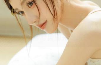 秀人网 – 最新图库分享：邱淑贝镂空系列，艺术与时尚的完美结合