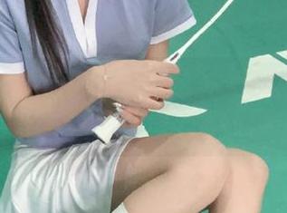 秀人网 – 麦田黑白写真艺术美图：让您的视觉之旅获取丰富资源