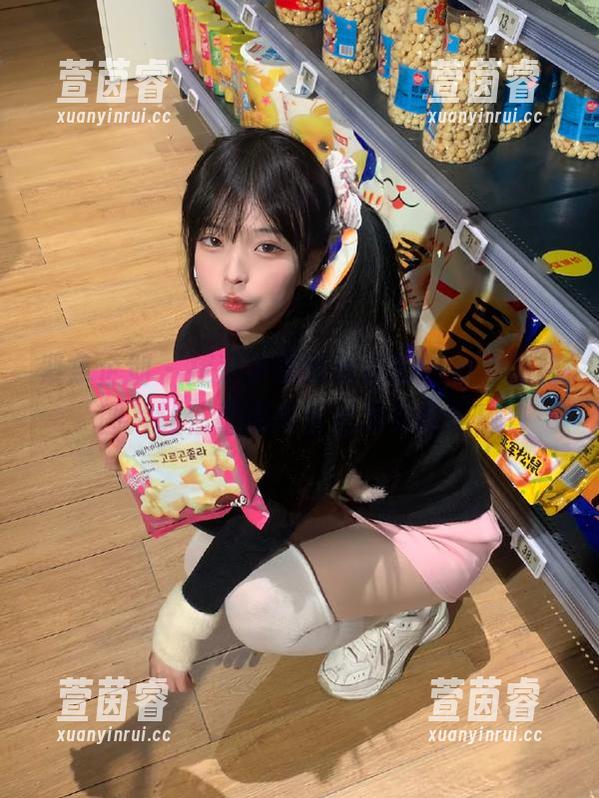 紧急企划 - 探索小恩的体操服魅力，福利图片让你重温青春活力的瞬间！